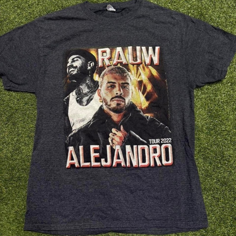 Rauw Alejandro Tour‎ 2022 grey T-shirt Size M #rauwaljandro #concerttee #music